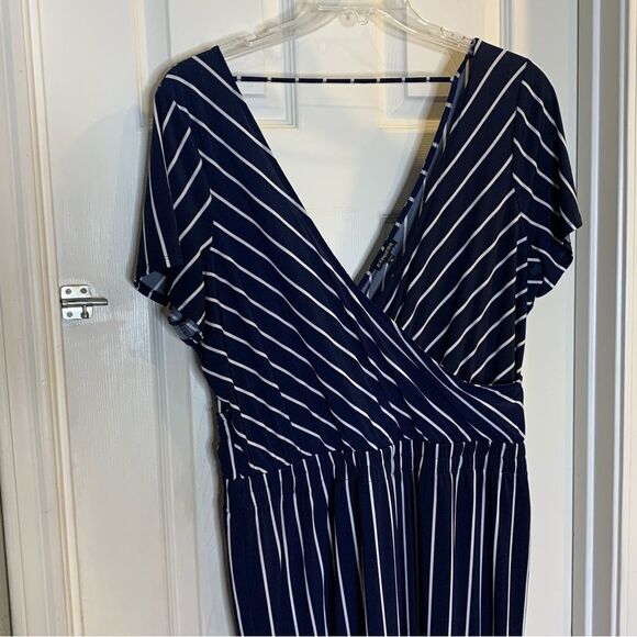 Express Navy Blue & White Stripe Wrap-Front Romper/ Jumpsuit Size XL - Picture 8 of 12